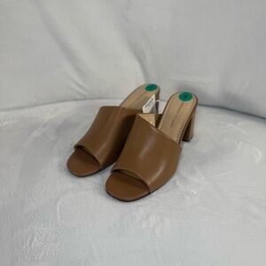 Adrienne Vittadini Tan Open-Toe Mules 8
